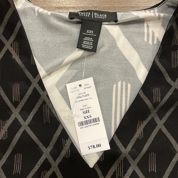 NWT White House Black Market Split Back Shell - Size XXS - Picture 6 of 8